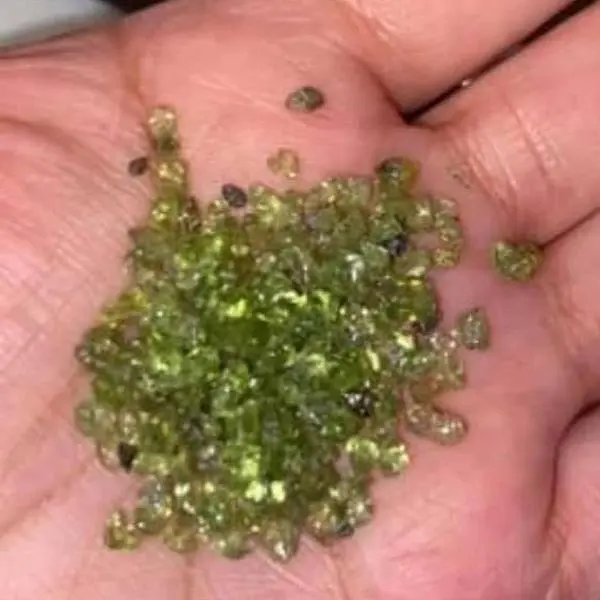 Peridot chip 2 oz for candles or jewelry