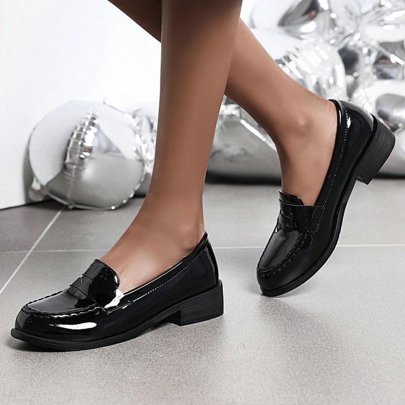 Belovely Women's Chunky Heel Platform Mary JanesCoquette Aesthetic Round Toe Pumps in PatentLeather for Casual Wear Solid color Simply wear Oxford shoes  Loafers
