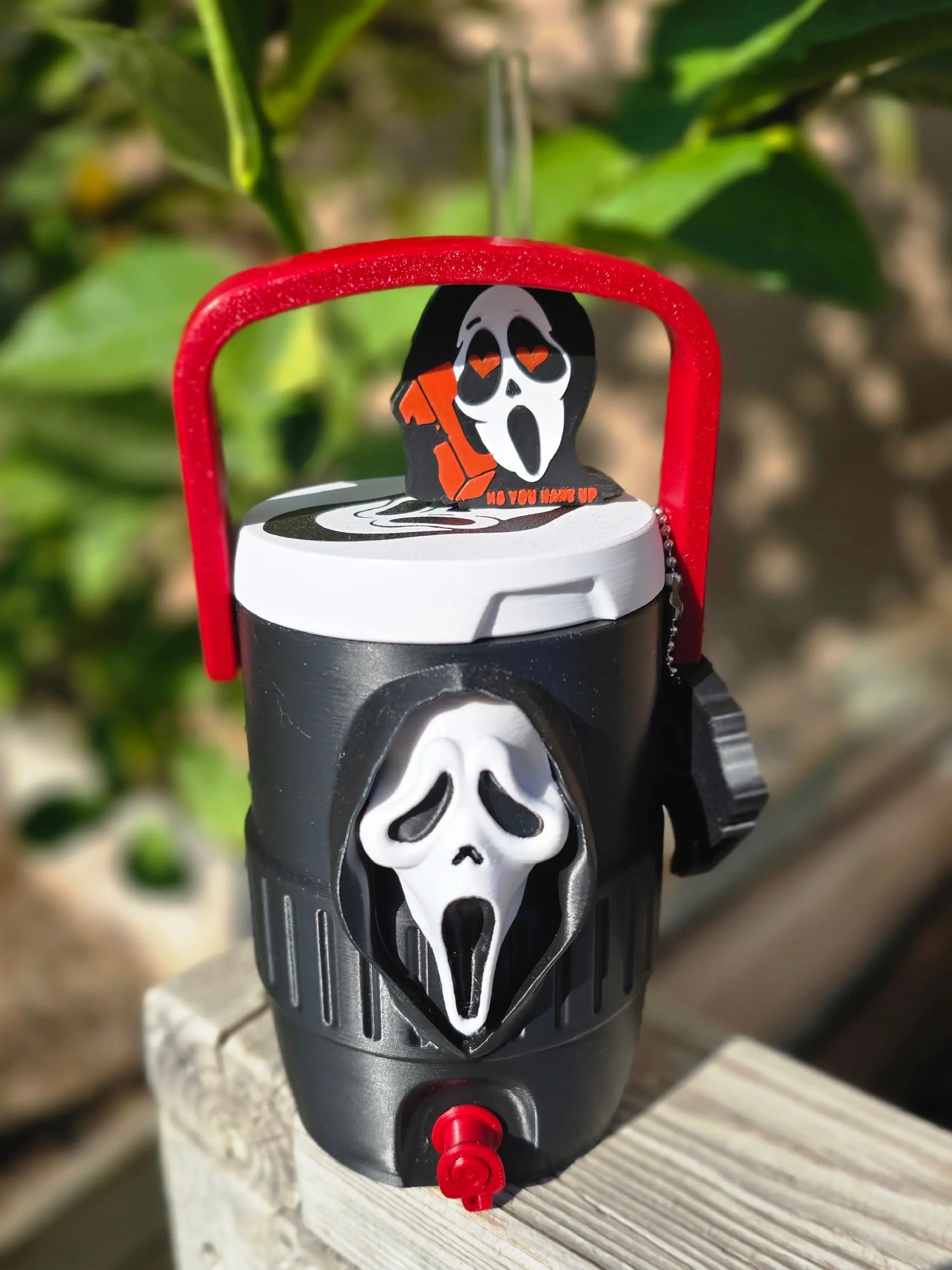 3DCreationsByGT Spooky Ghost Face 12 oz Standard Can Cooler