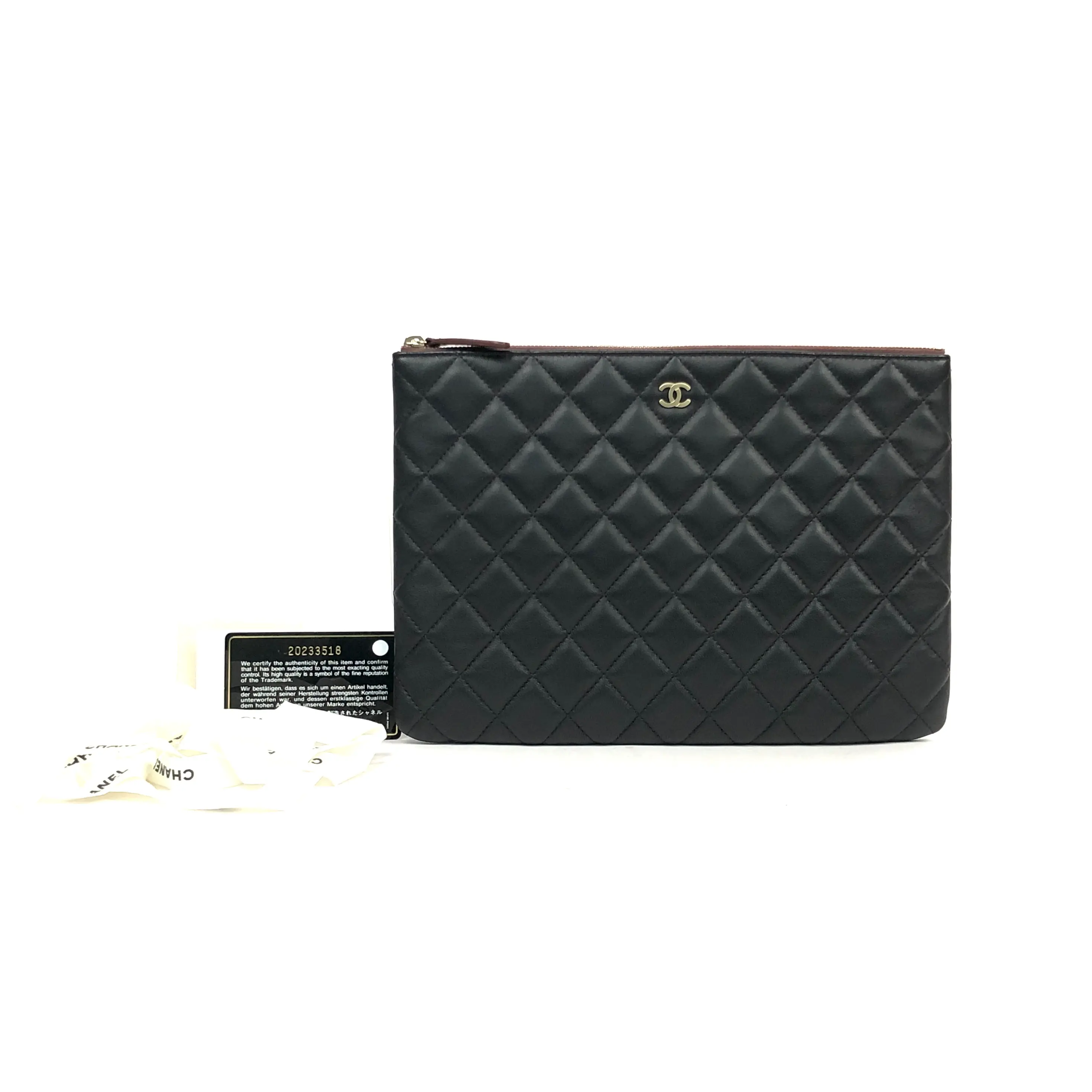 Pre-owned CHANEL As Shown Clutches & Wristlets SH 027 Large O Case clutch