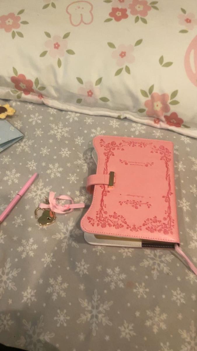 Item: Pink, one-size