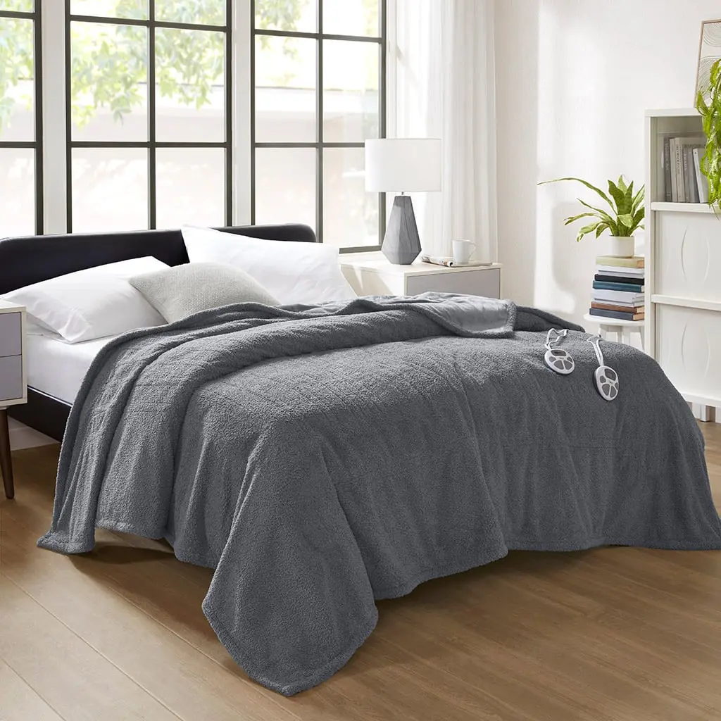 Serta Dream Soft Heated Queen-Size Electric Blanket - Casual, Faux Feather, Machine Washable, Grey, Model ST54-3581, Heats Up, 84x90x0.25 in, Household Appliance