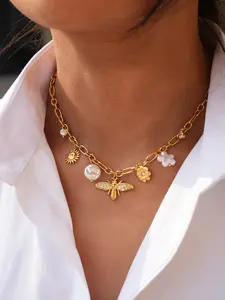 1 PC Cute Creative Bee Stainless Steel Pendant Necklace 18k Gold Plated Elegant and Cute with Pearl Necklace Perfect Accessory for Ladies Daily Wear or Special Occasions Dainty Pearl Necklace
