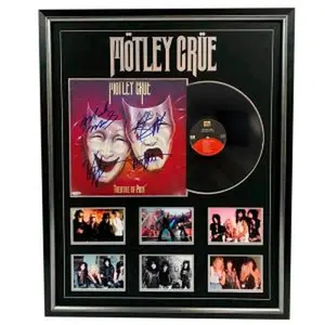 Music – Motley Crue – Theatre of Pain Signed & Framed...