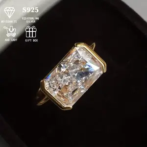 Elegant 2.9 g S925 Sterling Silver 2 Carat Moissanite Engagement Ring for Women – Gold Tone, Rectangular Design, Perfect for Weddings, Anniversaries, Mother’s Day & Thanksgiving Gifts, Includes an Exquisite Gift Box, Wedding Rings