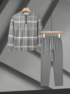 Men's 2-piece lightweight business casual sportswear |   Light blue checkered top with half zipper |   Contrasting white and yellow checkered patterns+matching pants |   Suitable for urban commuting, office leisure, and polished comfort