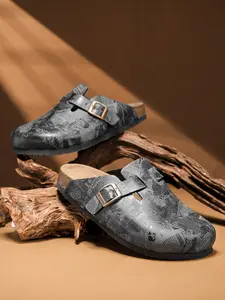 Unisex Plaid Textile Sandals, Asymmetrical Design, Wide Fit, PVC Sole, Arch Support, Casual Fashion, All-Season Comfort Shoes, Textured Design Clogs