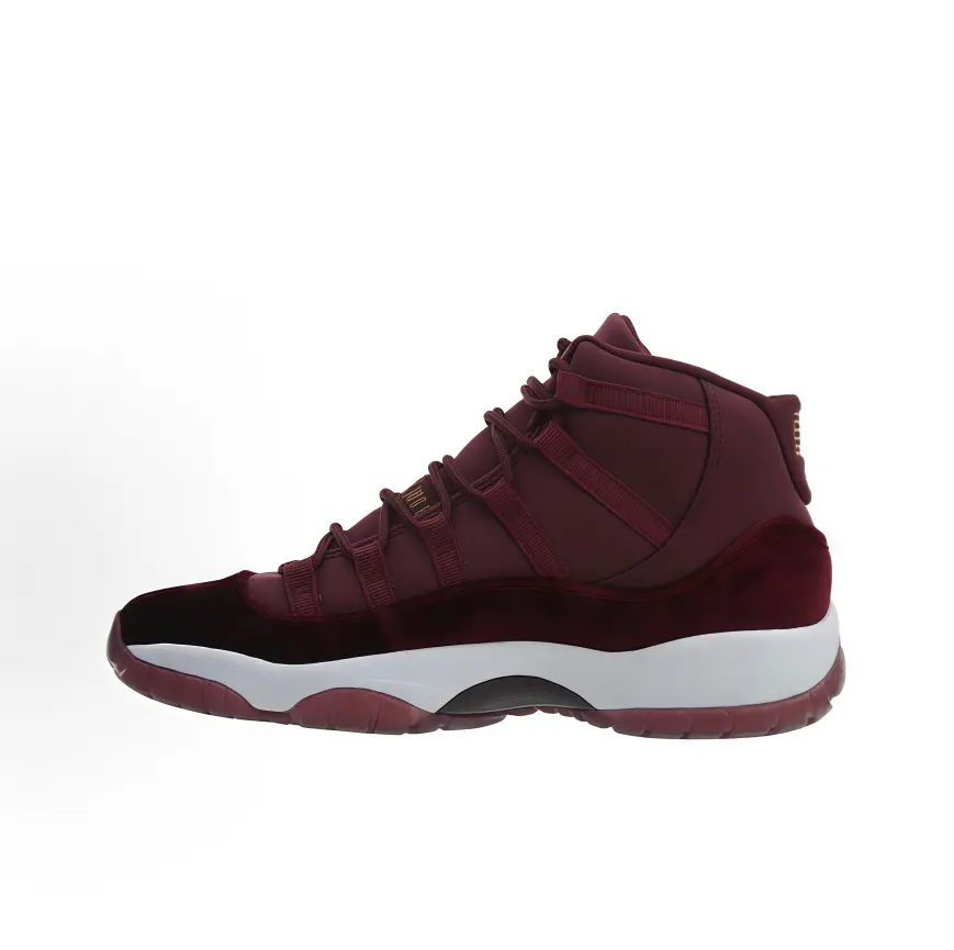 Velvet high-top basketball sneakers accented with white midsole panels, great footwear option for people who love retro basketball-inspired street outfits in their daily life.