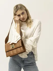 INYA NEW YORK QUEEN'S N°1 Women's Tan Faux Leather Shoulder Bag - Refined Everyday Companion for Workdays & Dinners Out