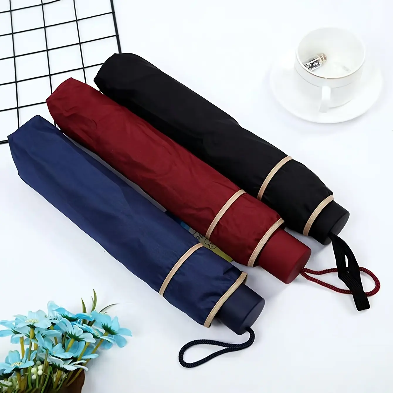 Large Folding Lightweight Umbrella with 10 Ribs, Dual Layer Manual Open Windproof Umbrella, Outdoor Shopping Travel Sports Foldable Umbrella
