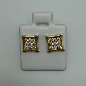 Aretes para hombres