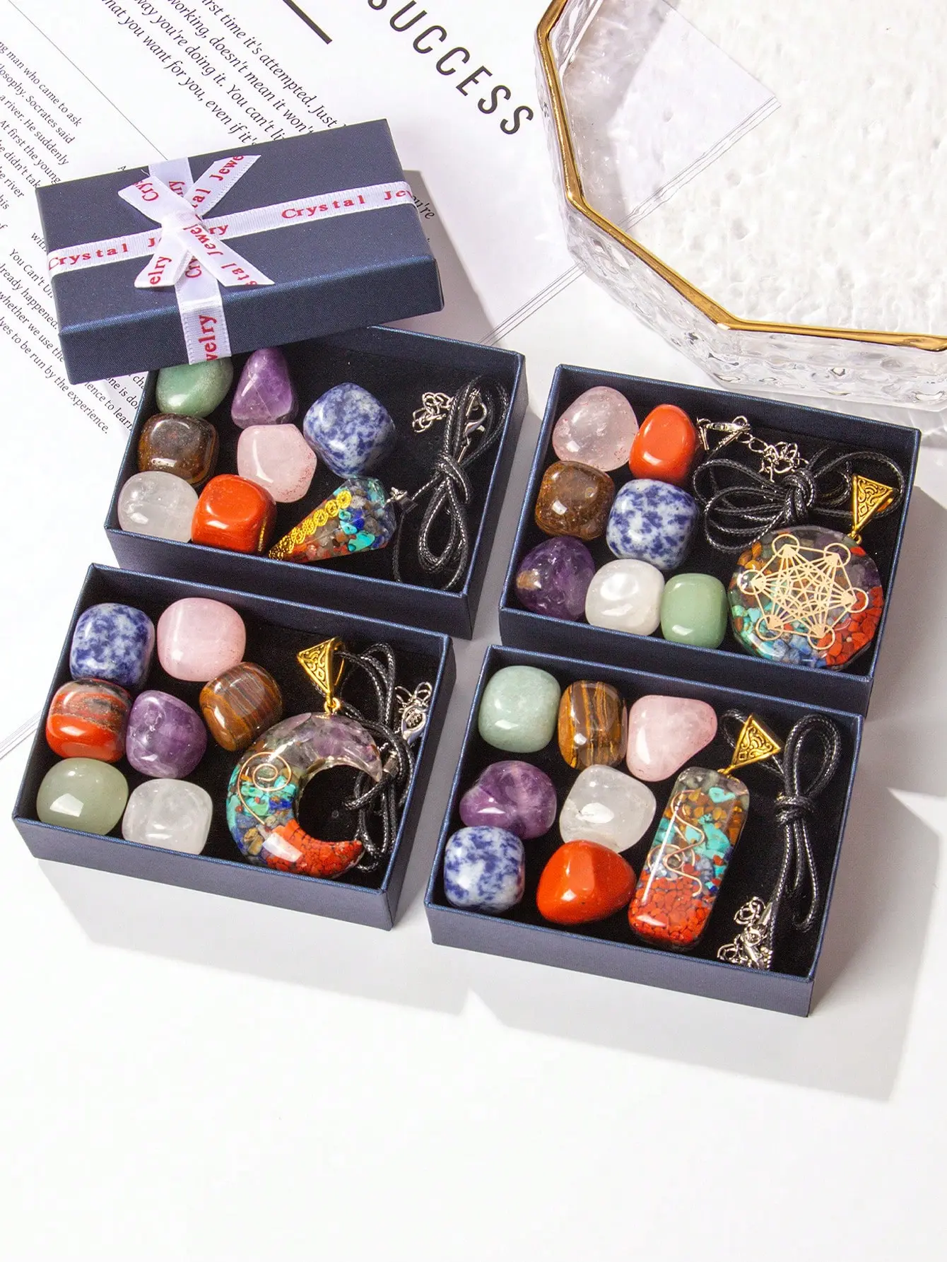 8-Piece Natural Crystal Gift Set, 7 Chakra Crystal Pendants With Resin Energy Tree Pendant For Meditation, Mindfulness, Spiritual Decor, Positive Energy And Meaningful Gifting