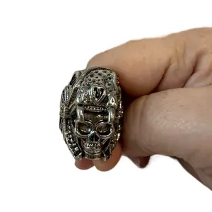 Men’s ring skull