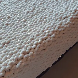 Chunky knit blanket