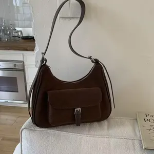 Suede shoulder bag, fashionable, simple, high-end, underarm women's bag, niche suede bread bag