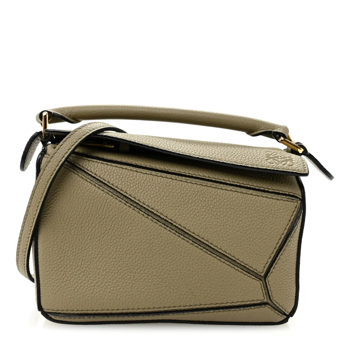 Pre-owned Loewe Small Puzzle bag in supple grained calfskin Light Grey