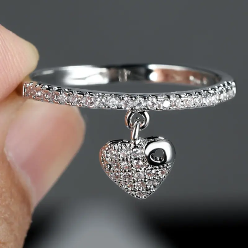 Fashion Creative Heart Pendant Ring, Zirconia Inlaid Heart, Rhinestone Decorated Ring for Women, Daily Clothing Decor, Trendy All-match & Exquisite Jewelry for Birthday Gift, Fashion Heart Rings, Fashion Beautiful Rings
