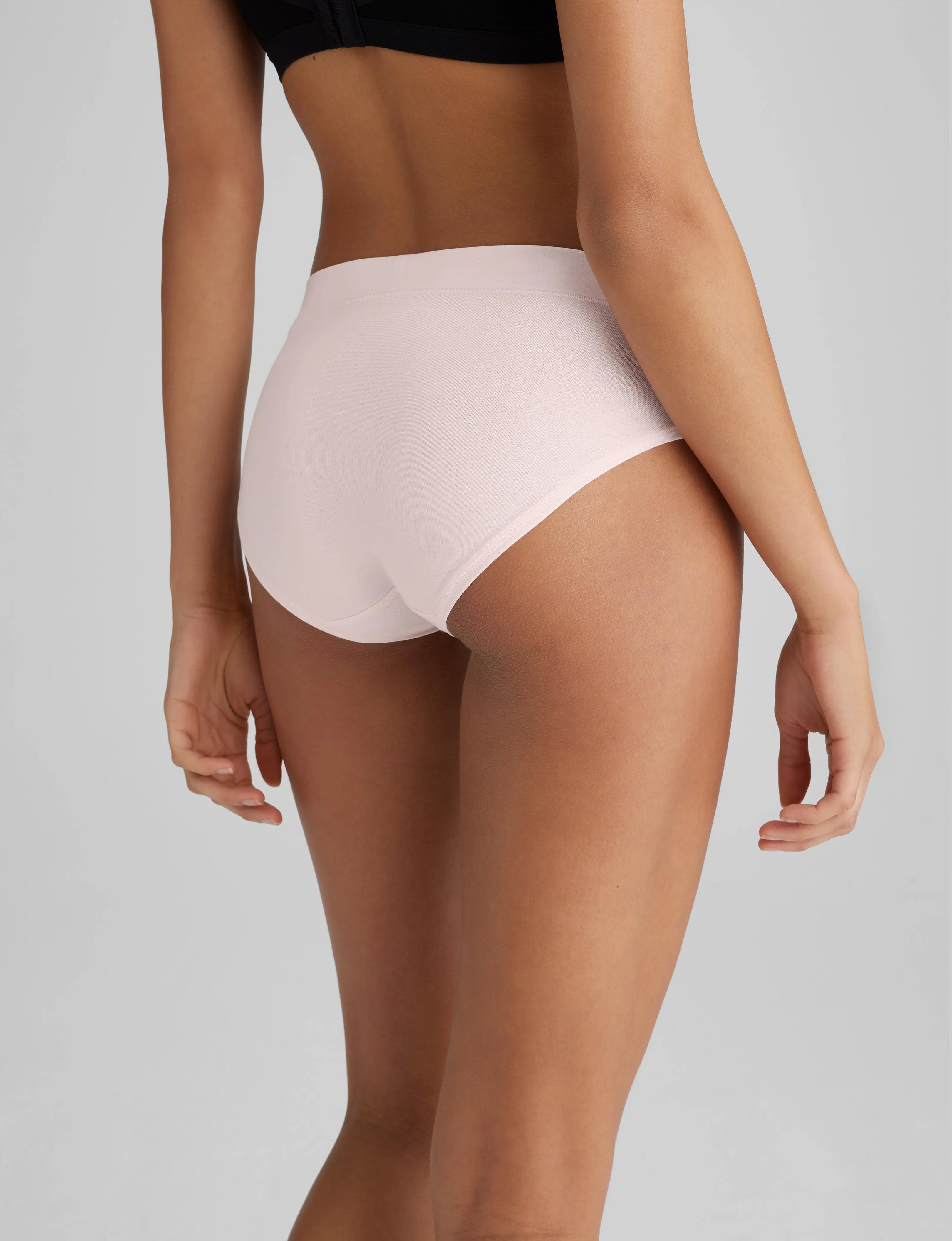 Tommy John Women’s Cotton Brief | Breathable Moisture-Wicking Underwear | Full Coverage, No Ride-Up, Stretch Fit, Tagless Comfort Tommy John Women’s Cotton Brief | Breathable Moisture-Wicking Underwear | Full Coverage, No Ride-Up, Stretch Fit, Tagless Comfort