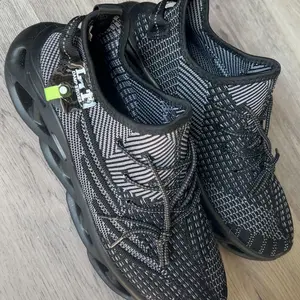 Product Review of Mens Shoes, Ultra-light Textured Design Lace-up Trainers for Treadmill Wear As Gift, Workout Sneakers, Casual Twist Sole Design Sports Running Shoes for Summer 2025 from G**7