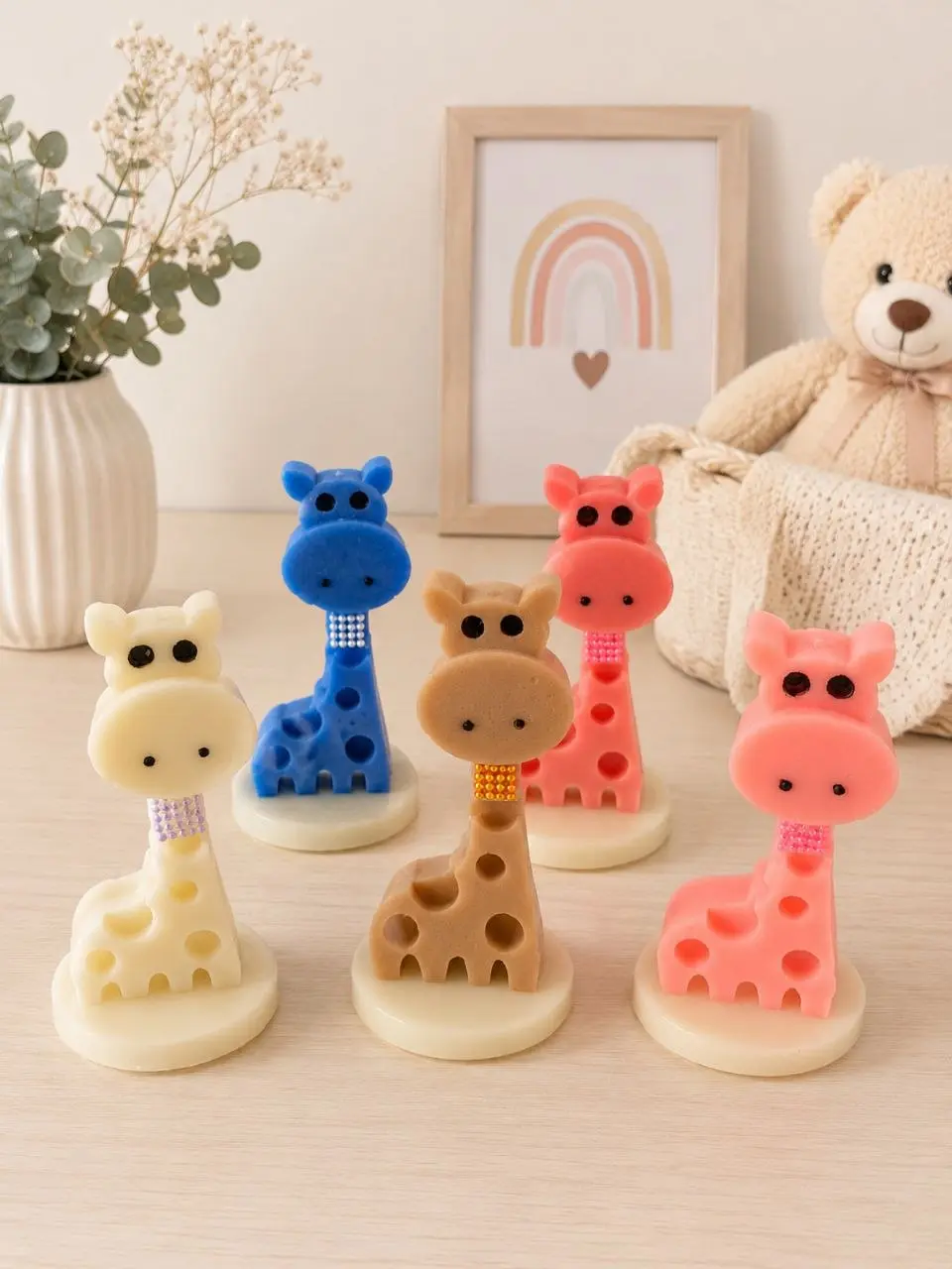 Handmade Giraffe-Shaped Scented Candle for Baby Showers, Birthdays and Nursery Decoration
