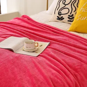 Cozy Elegance 104 x 90 Fleece Bed Blankets King Size Throw 240GSM Soft Lightweight Plush Fuzzy Cozy Luxury Blanket Polyester for Comfortable Nights Solid Color