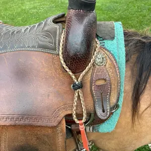 Western Saddle Rope Holder Strap – Lariat Carrier for Roping, Ranch, & Trail Riding – Durable Horse Tack Accessory