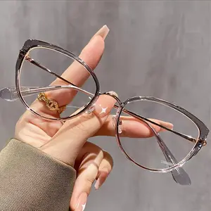 HAITONGCR-Presbyopia glasses American cat eye women's fashionable clear and anti blue light high-definition middle-aged presbyopia glasses, with glasses case and glasses cloth Lightweight Gift
