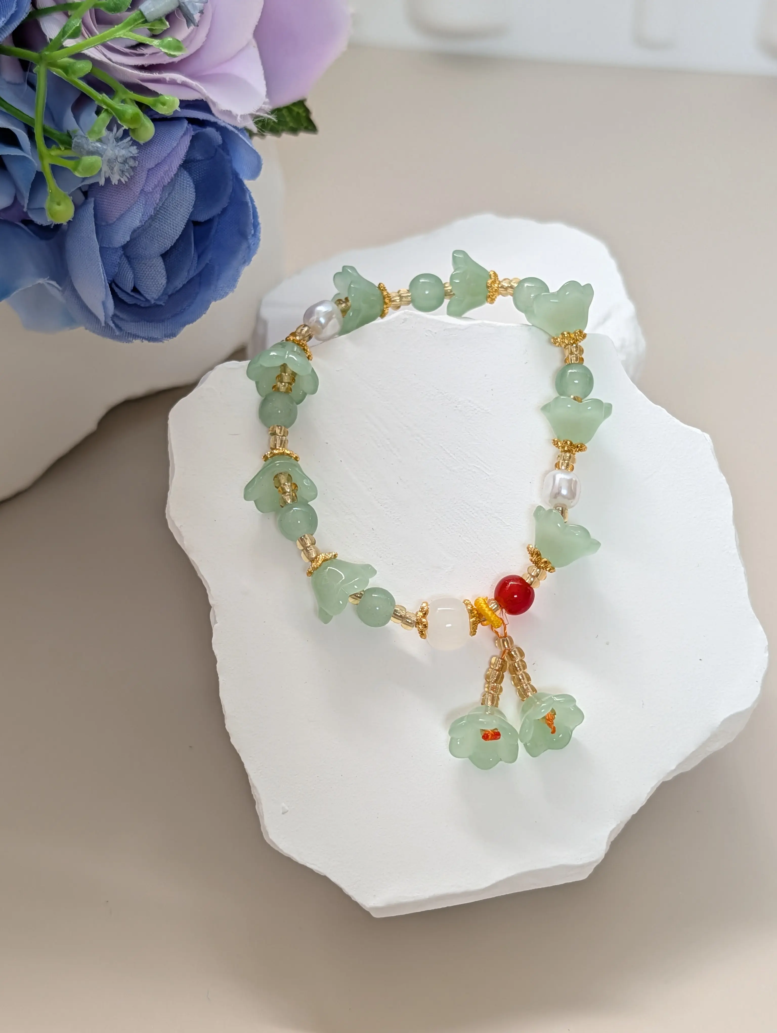 Kaleidoscope Jade Bracelets - Eco-Friendly Artisanal Costume Jewelry, Exquisite Bracelet with Jade Green and Emerald Green Stones