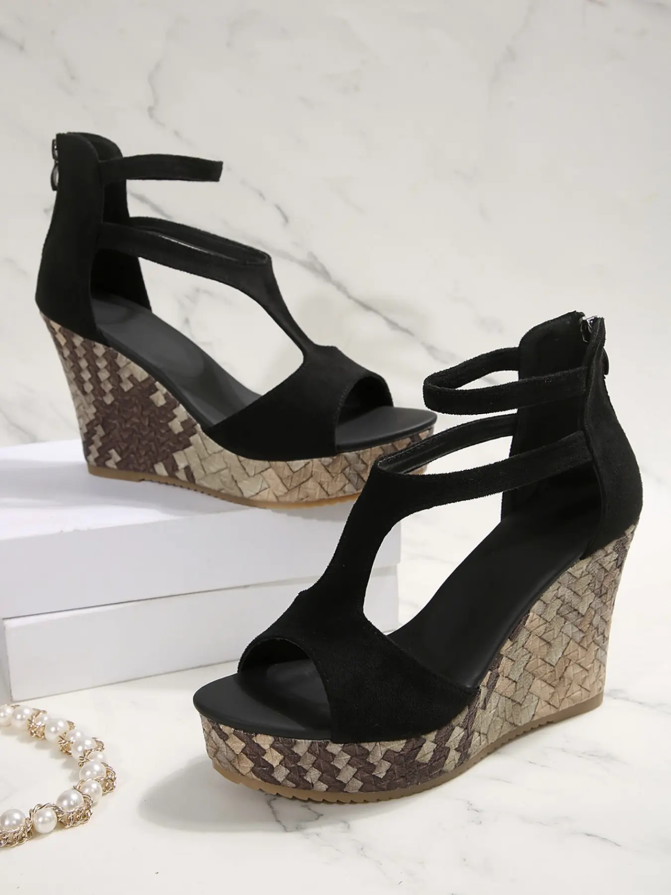 Woven Wedge Platform Women Sandals | Stylish T-Strap & Back Zipper | Perfect for Boho & Vacation! #WedgeSandals #PlatformSandals