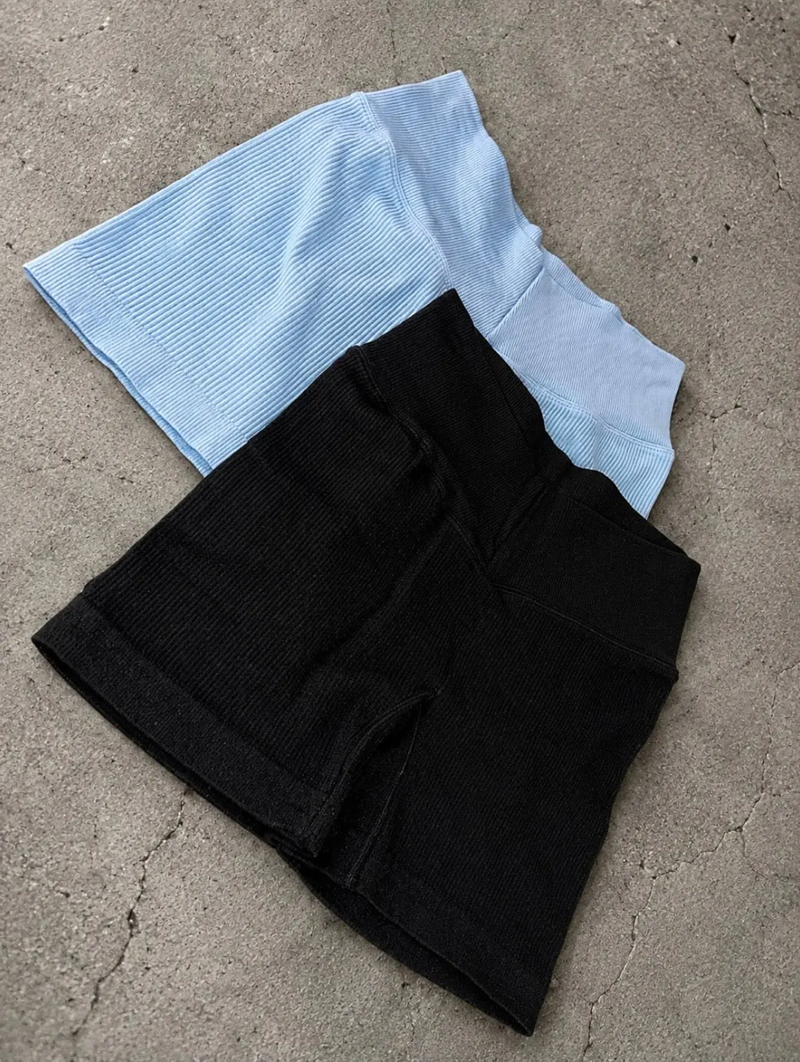 V waist Shorts