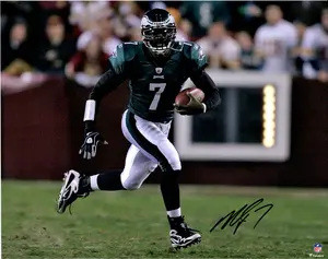 Michael Vick Philadelphia Eagles Autographed 16" x 20" Running Photograph - Fanatics Authentic Certified
