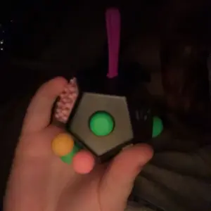 12 Sided Fidget Cube, Multifunction Durable Stress Relief Toy, Anti Depression Cube, Fidget Toy for ADHD, Anxiety, Focus Training Supplies for Students & Adults