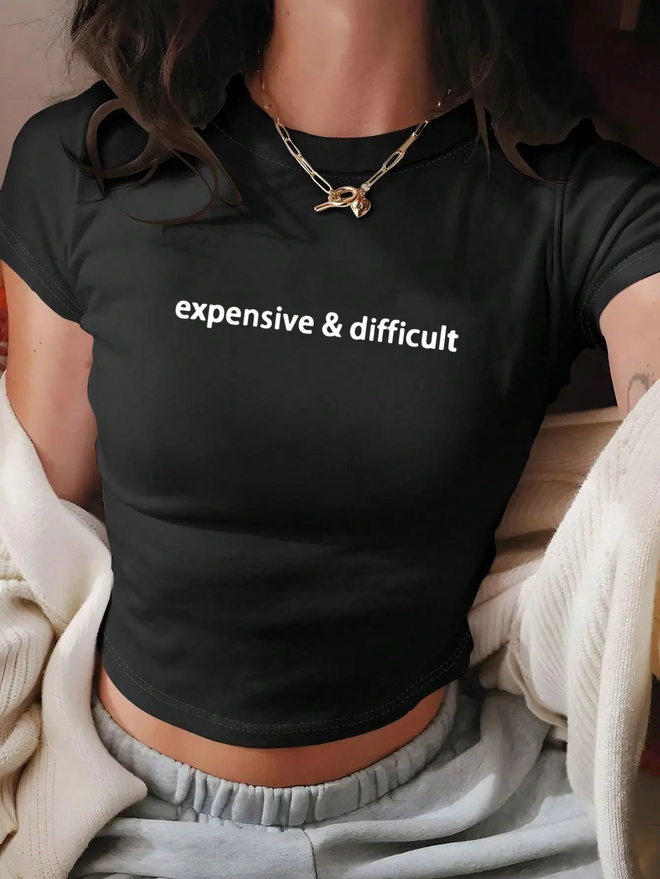 Women'S Y2K-Inspired Red Crop Top T-Shirt With "Expensive & Difficult" Print - Short Sleeve, High Waist, Casual Summer Fashion Essential, Casual Wear|Playful Print|Stretchy Fabric, Women's Crop T-Shirt,