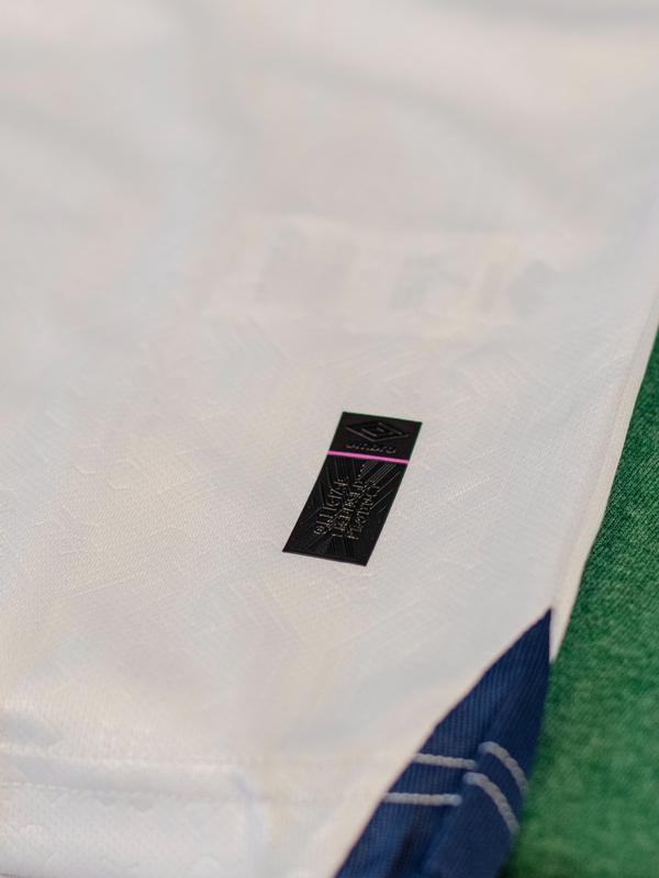 Guatemala Jersey en dos colores 2025- recomendamos ordenar una talla mas grande