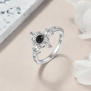 Sterling Silver Witch's Knot Ring Celtic Trinity Knot Ring for Women, Witches Pagan Wicca Moon Irish Celtic Jewelry, Nudo de Bruja Plata Original, Hecate Goddess of the Moon, Black CZ Dark Fantasy, Protection and Mysticism Amulet Gift for Girls