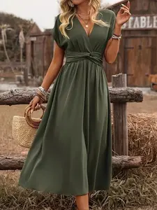 Elegant V-Neck Wrap Dress for Women, Womenswear, Available in 6 Colors, Perfect for Vacation & Commuting, Casual Daily Wear, Waist-Tightening Design, Fit