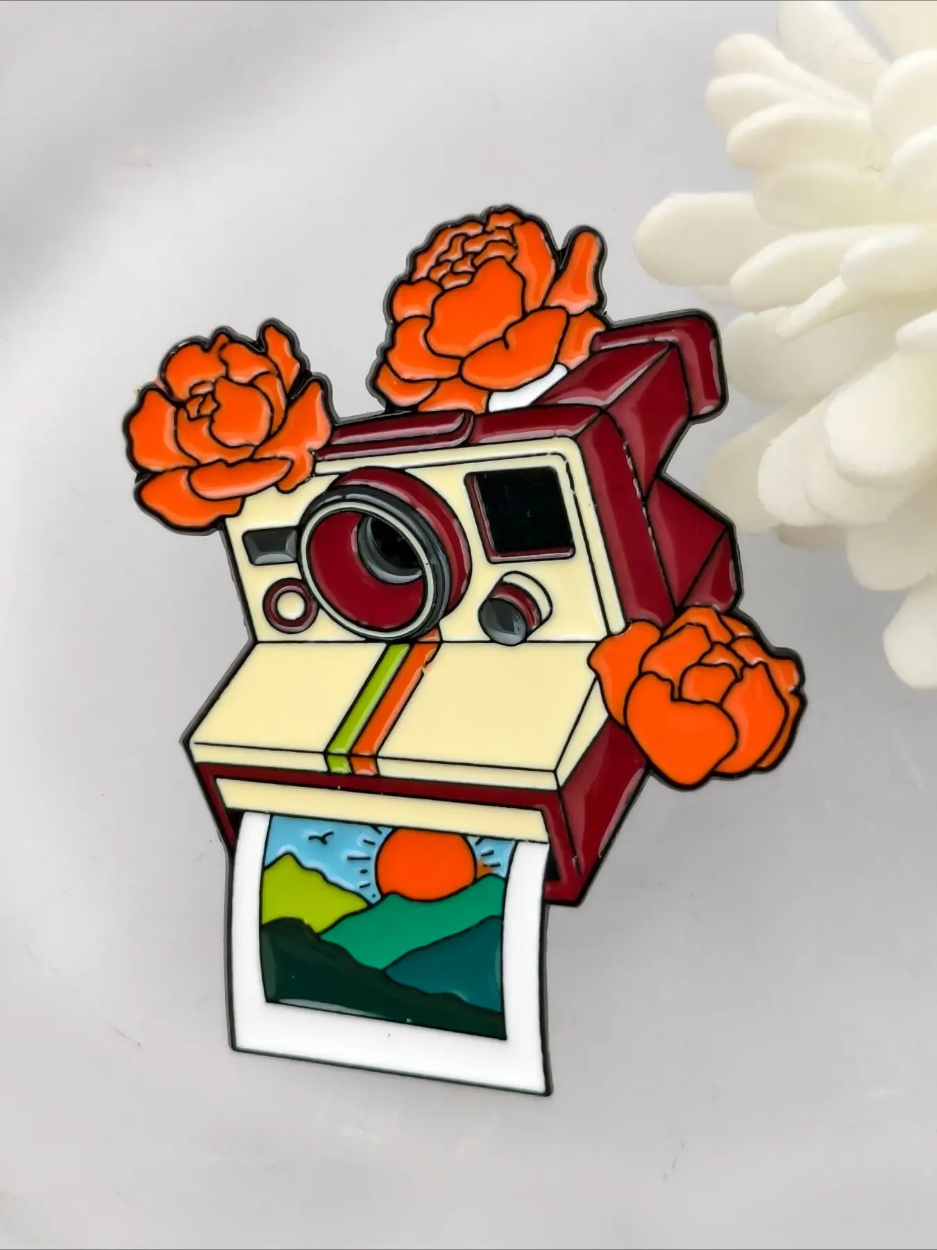 Vintage Floral Camera Enamel Lapel Pin Cute Instant Photo Flower Brooch Badge Unique Gift for Photographers & Art Lovers Floral Pins