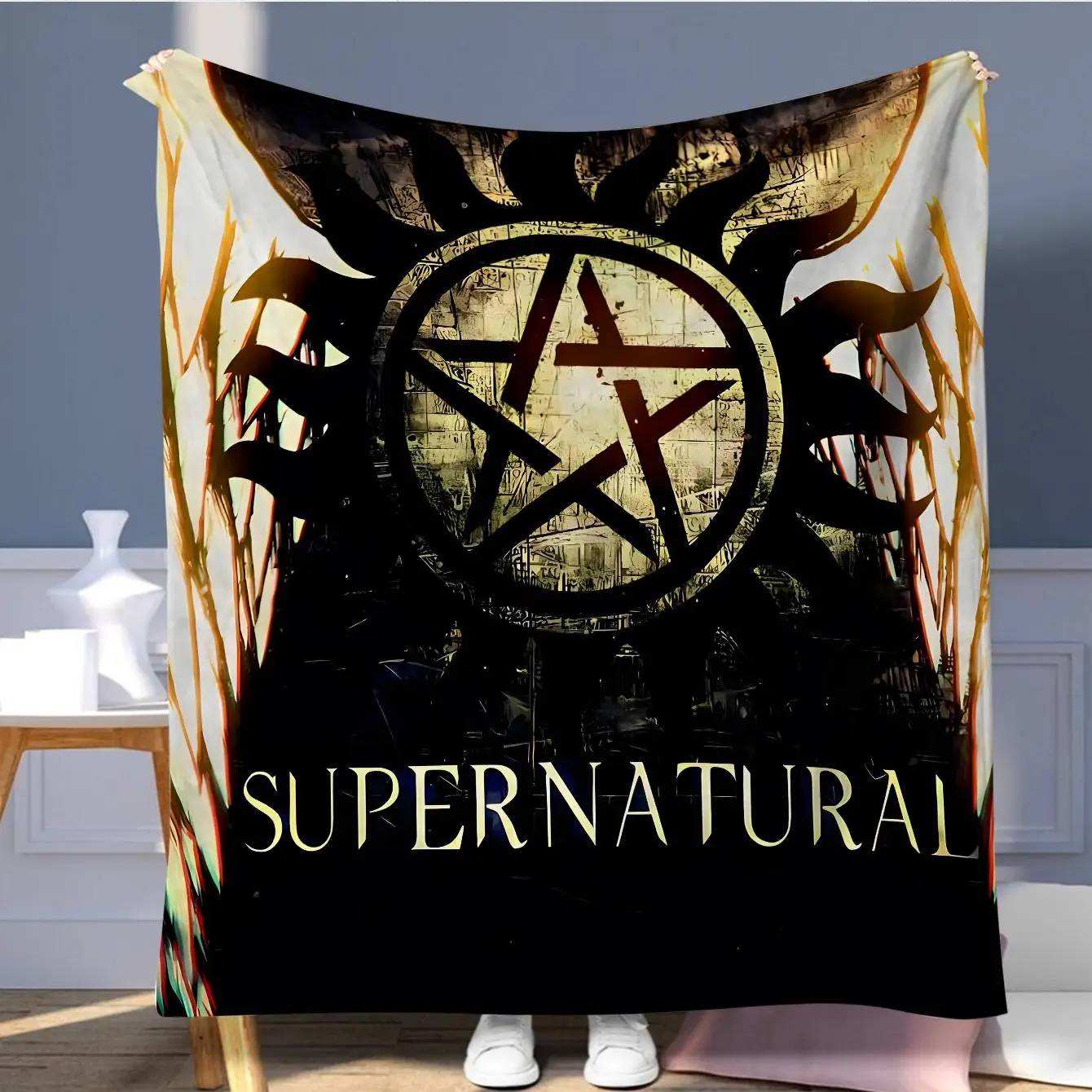 Supernatural Pattern Blanket, Soft Comfortable Throw Blanket, Warm Napping Blanket for Home Office Travel Camping, Bedroom Accessories