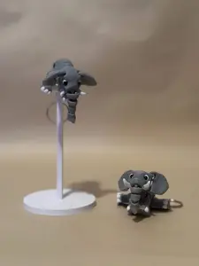 Excitable Elephant - Grey - Articulated Flexi moving keychain