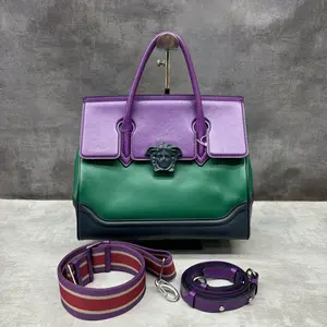 Pre-owned VERSACE Leather Shoulder Bags 7.8'' R3679 Shoulder Bag C1855128109 0611 T4 Tiana
