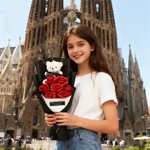 Romantic Rose Bear Artificial Decorative Floral Flower Bouquet, Artificial Bouquets, Artificial Flowers, Perfect for Valentine's Day, Mother's Day, Father's Day, Graduation, Living Room Decor