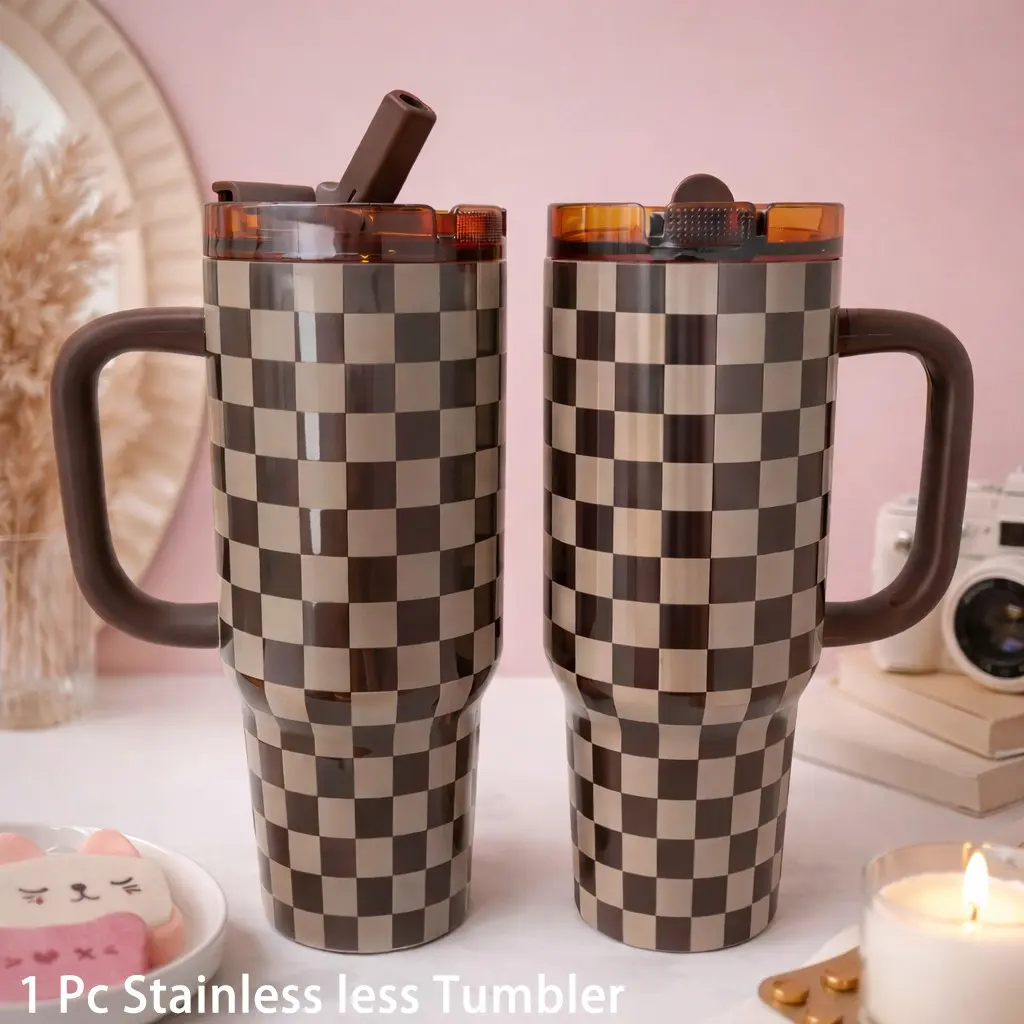 1PC 40oz Aesthetic Checkerboard Stainless Steel Tumbler Drinkware With Handle & Straw, Insulated Iced Coffee Travel Cup, Vacuum Insulated Tumbler, Large Capacity Mug For Car, Gym, Office, Cute Gift For Friends, Flasks