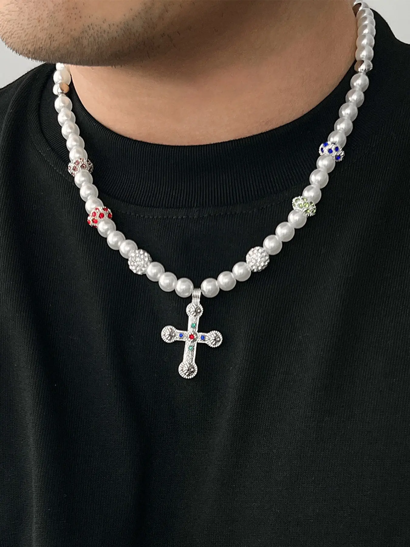 1pc Luxury Vintage Multicolor Faux Pearls Elegant Beaded Necklace with Artificial Crystal Cross Pendant, Men'S Glamorous Charm Jewelry, Pearl Chain Necklace