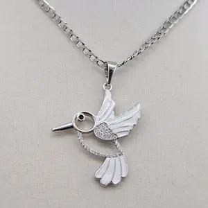 (57)  silver colibry penndant and 18 inches chain  XP quality