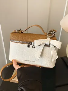 Simple color-blocked box handbag, versatile lychee-patterned shoulder crossbody bag, fashionable hand-held handbag, contrasting small square bag, versatile casual crossbody bag, suitable for daily wear, dating and other scenarios, Aesthetic Shoulder Bag