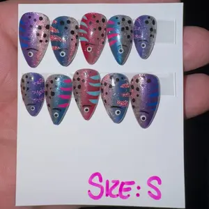 Fishing Lure - Holo | Outdoors Series | Press-On Nail Set