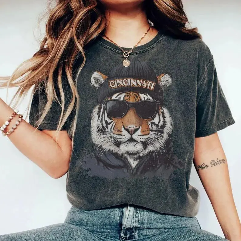 Vintage 90s Cincinnati Football Vintage Crewneck Shirt, Mascot Cincinnati, 90s Cincinnati Football Game Day Apparel, Bengal Fan Gift