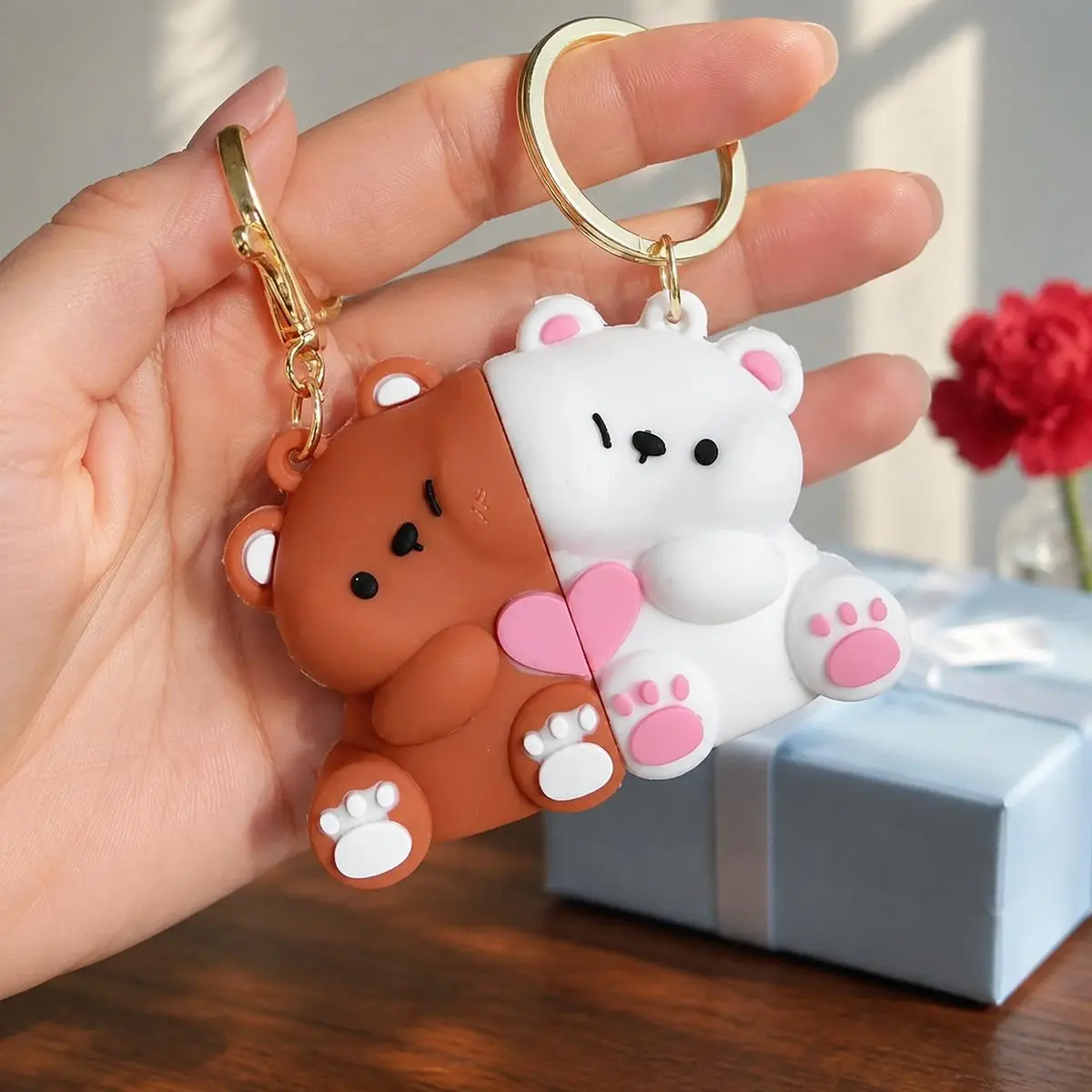 2-Piece Magnetic Bear Couple Keychain Set, Cute Brown and White Matching Key Rings for Couples, Friends, Bags and Car Keys