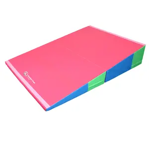 Tumbl Trak Folding Incline Cheese Mat 60 in x 84 in x 16 in with Manufacturer Warranty