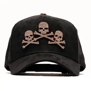 Barbas Hats Rose Gold Skull Snapback – Premium Streetwear Baseball Cap Featuring Luxury 3D Skull Embroidery, Crystal-Inspired Detailing, and an Adjustable Unisex Snapback Fit, Designed for Men, Women, and Teens Who Love Bold Urban Fashion Hats